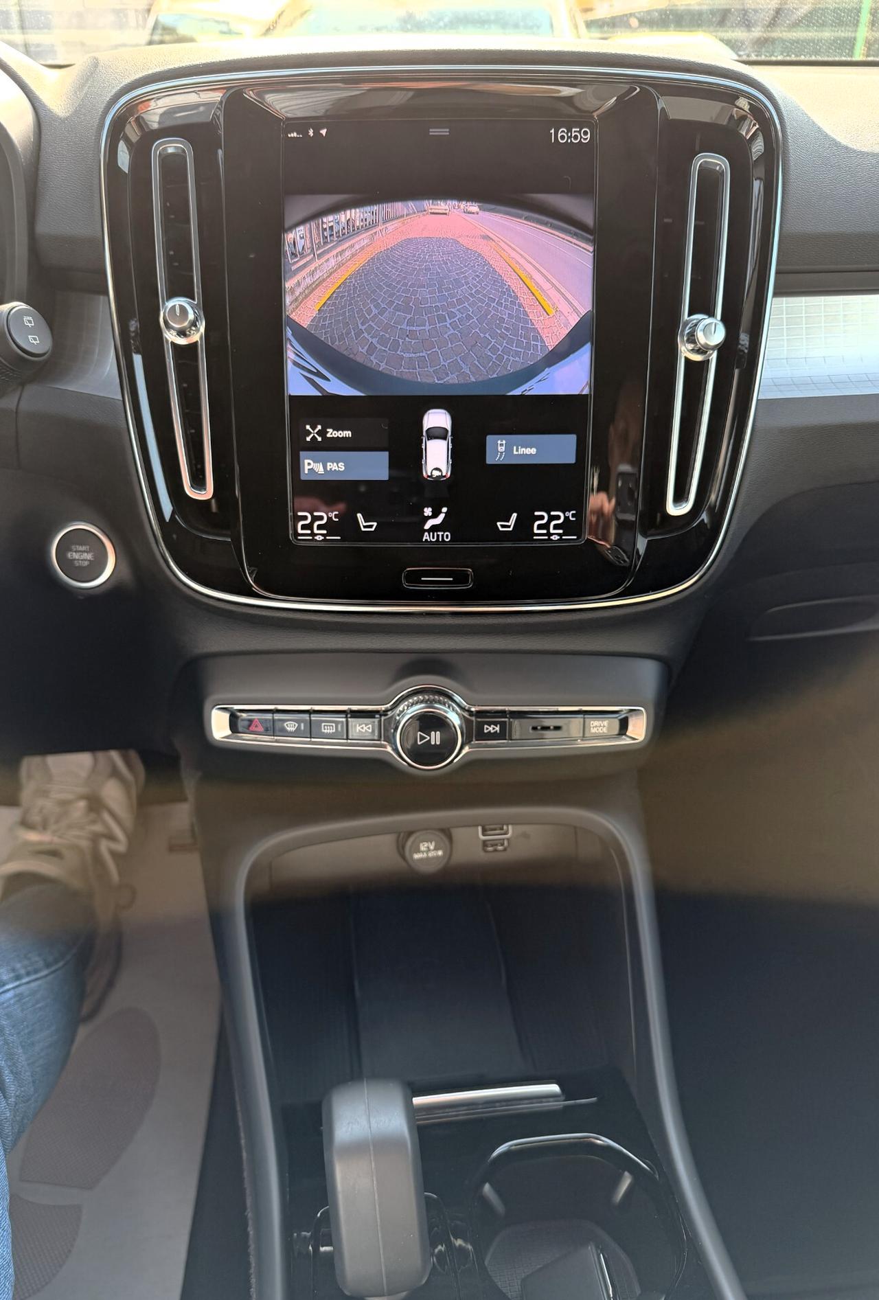 Volvo XC40 T4 Recharge Plug-in Hybrid automatico Plus Bright