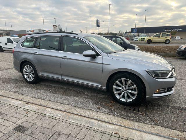 VOLKSWAGEN Passat Variant 2.0 TDI DSG Business BlueMotion Tech