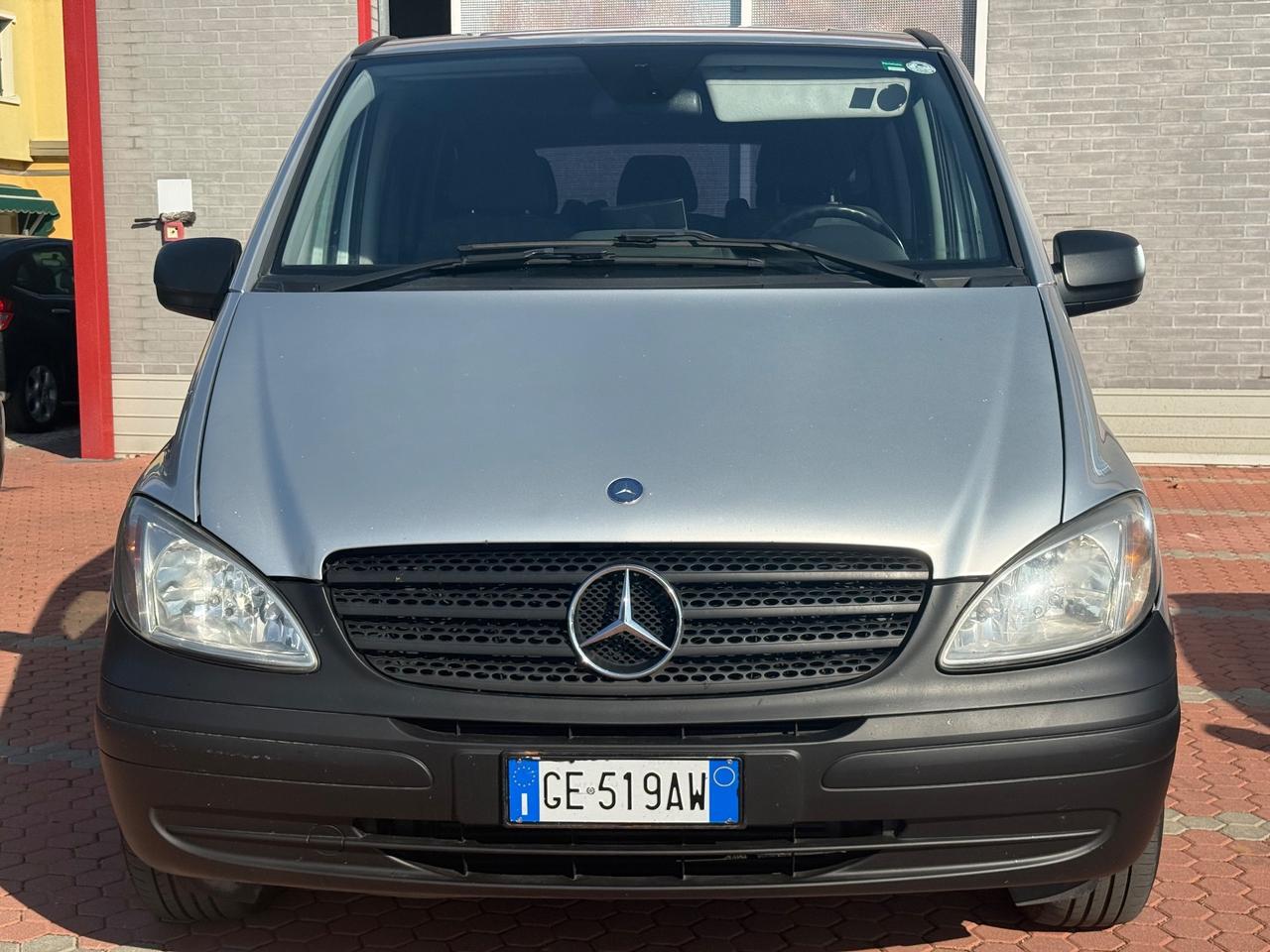 NOLEGGIO GIORNALIERO/BREVE TERMINE 8 POSTI Mercedes-benz Vito 2.2 111 CDI Kombi Long