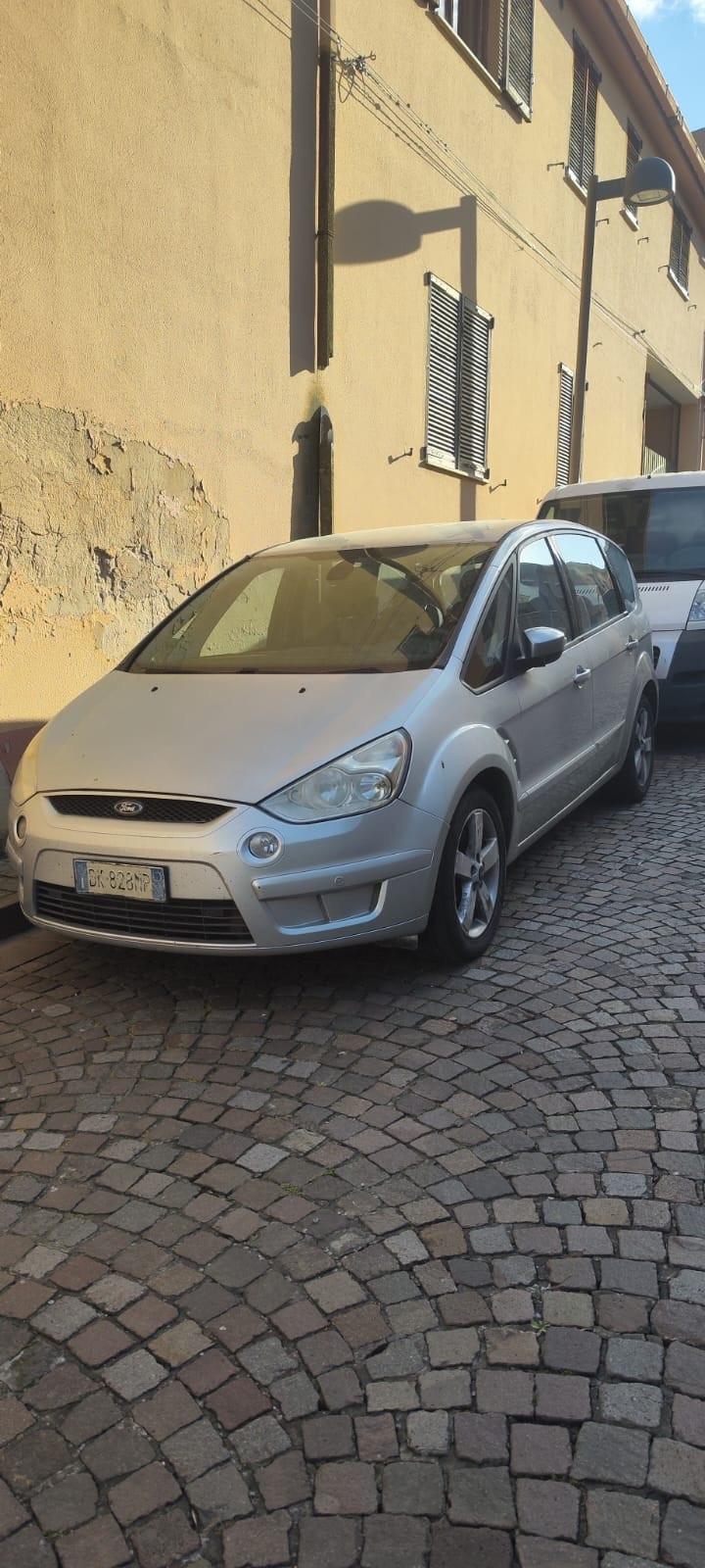 Ford S-Max No