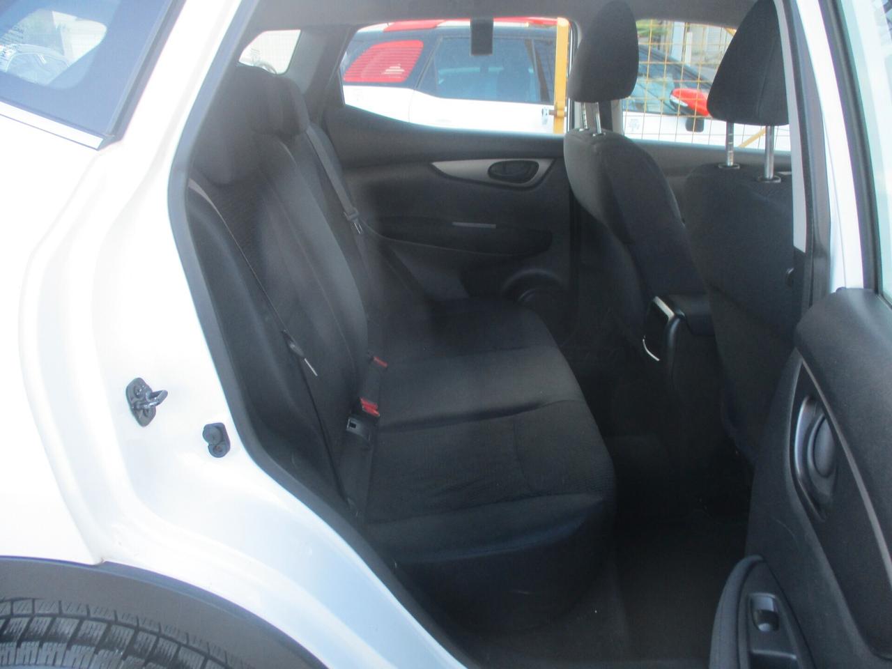 Nissan Qashqai 1.5 dCi MOLTO BELLA 2014
