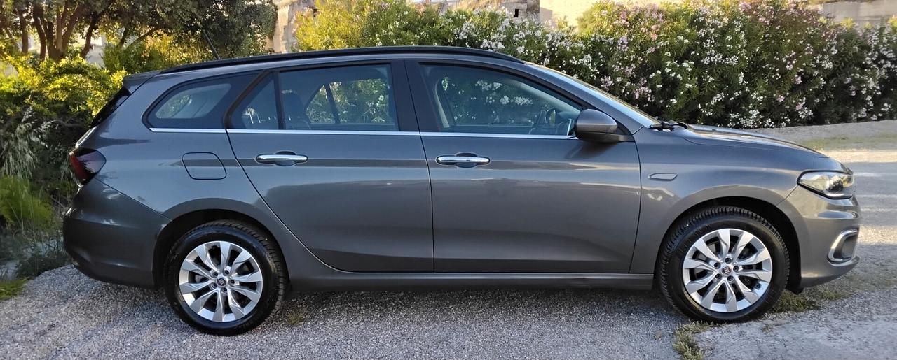 Fiat Tipo 1.6 Mjt S&S SW Lounge