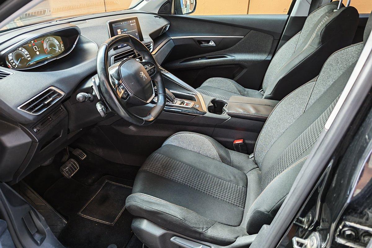 PEUGEOT 5008 BlueHDi 120 S&S EAT6 Allure