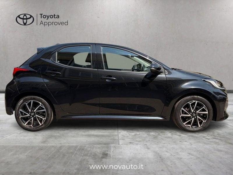 Toyota Yaris Hybrid Trend MY22