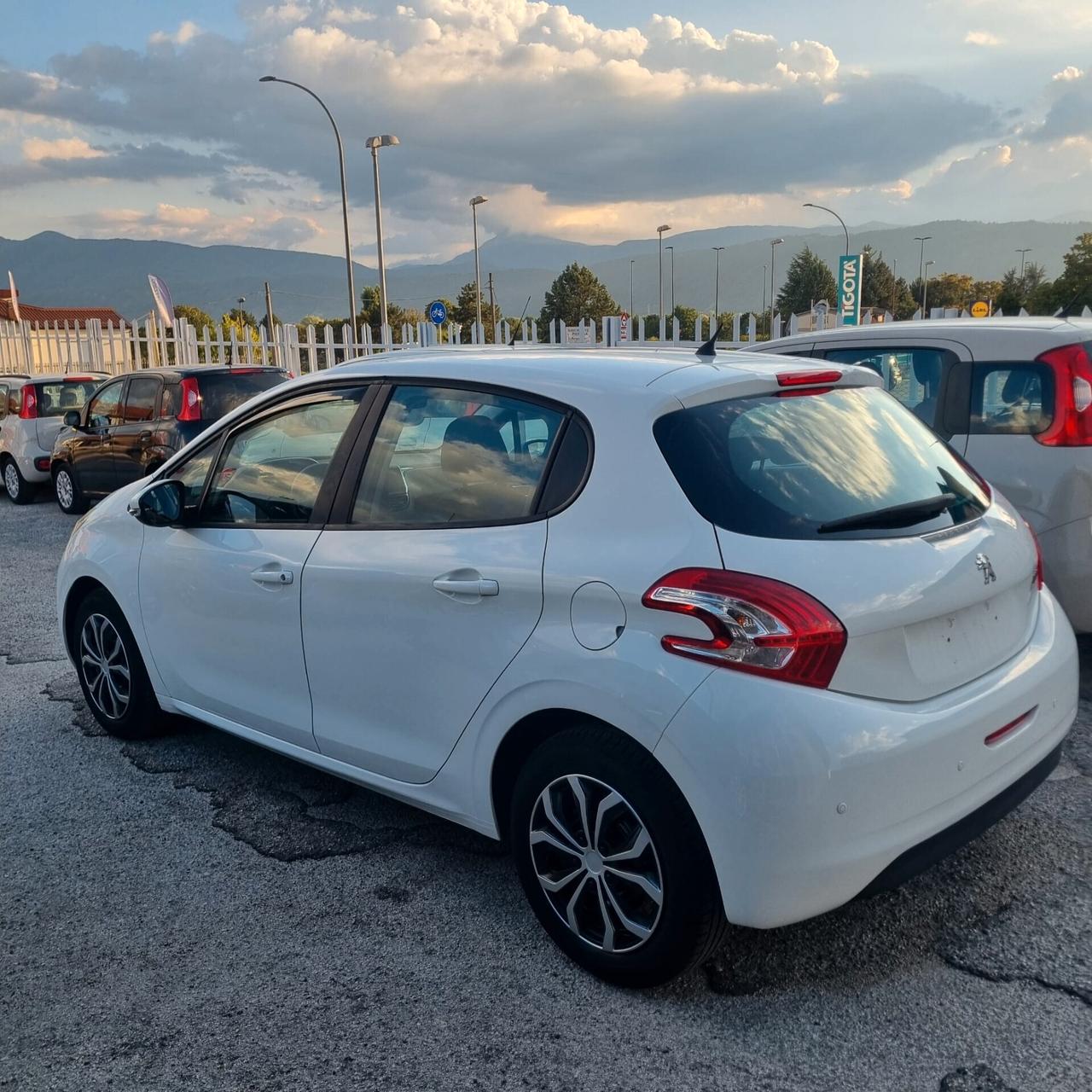 Peugeot 208 PureTech 82 3 porte Access