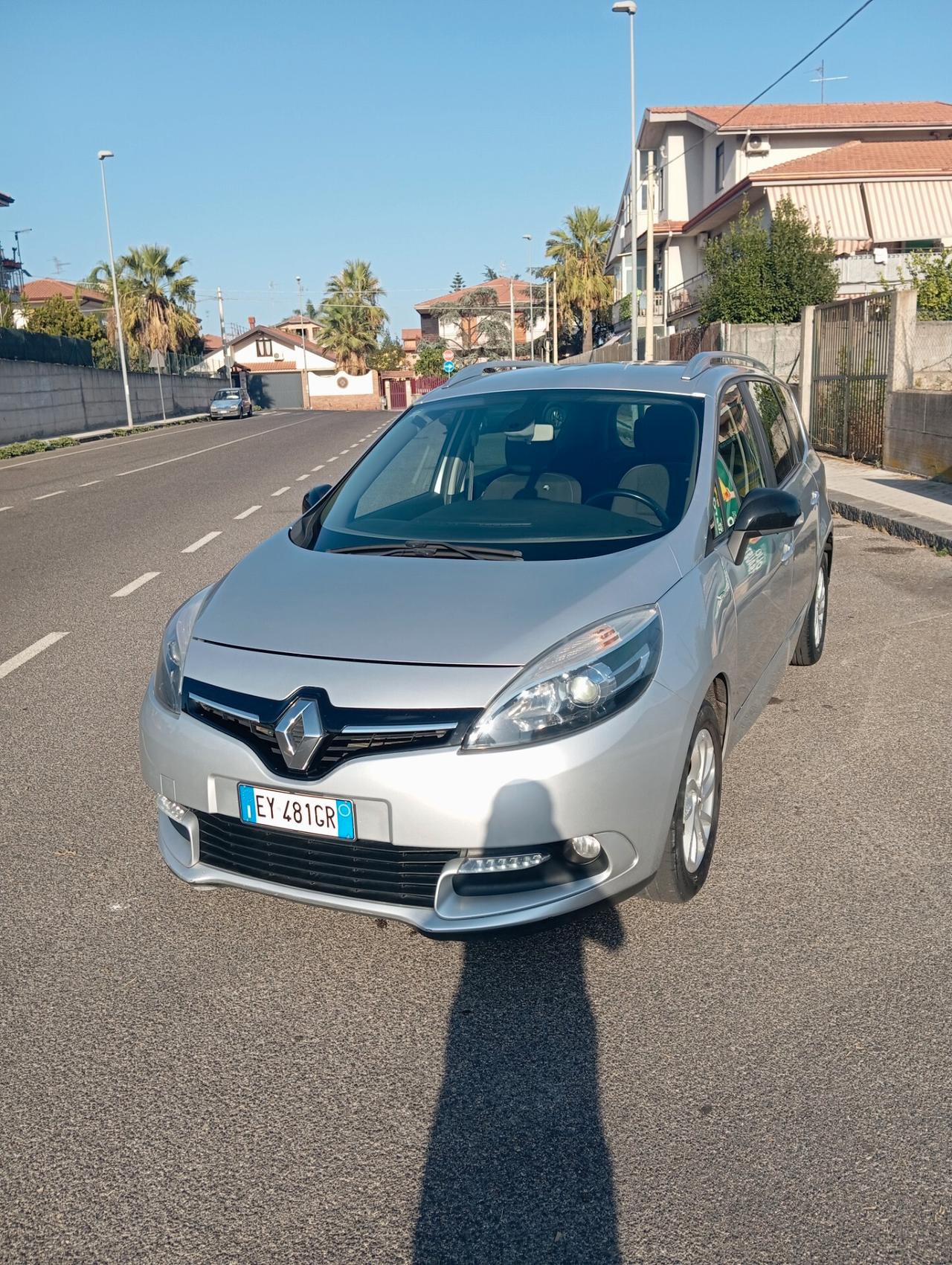 Renault Scenic Scénic XMod 1.5 dCi 110CV Limited