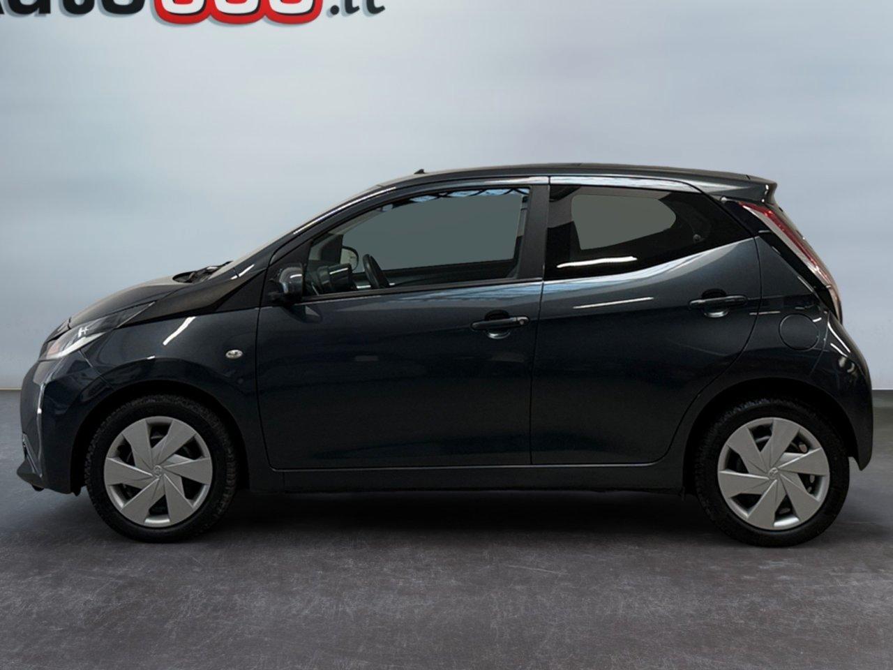 Toyota Aygo 5 Porte Aygo 5p 1.0 x-play my15