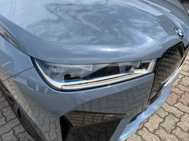 BMW iX xDrive50 Pacchetto Sportivo