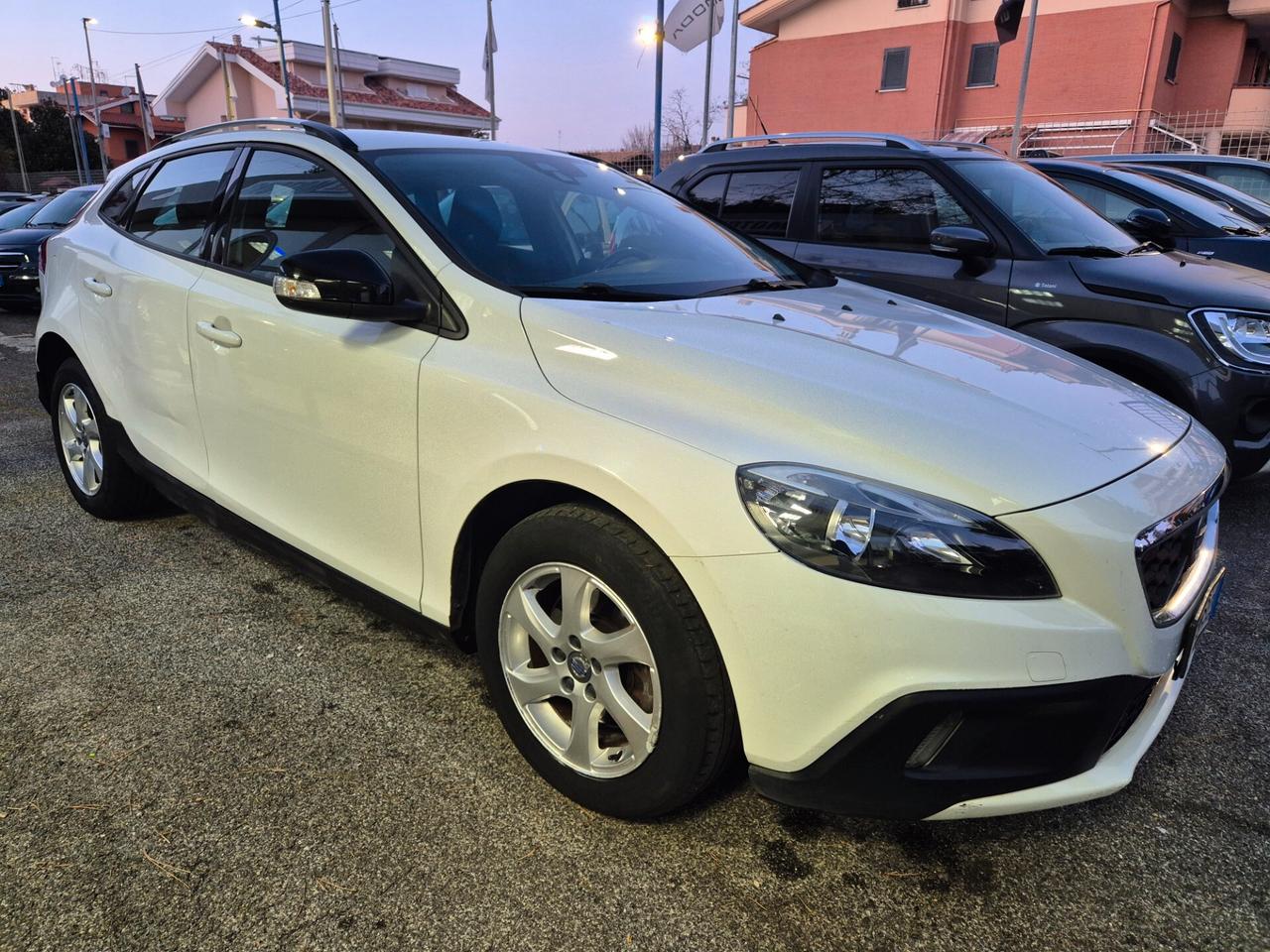 Volvo V40 Cross Country D2 1.6 Powershift Kinetic N1
