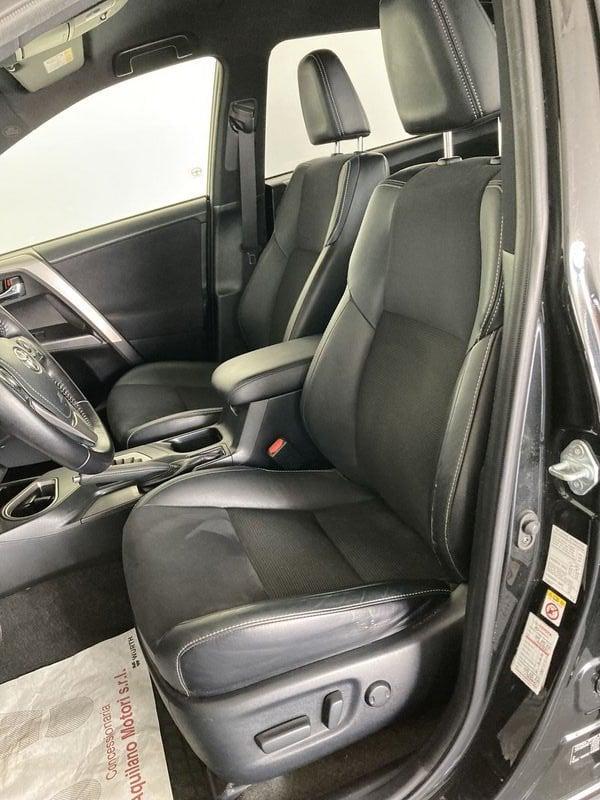 Toyota RAV4 2.5 Hybrid 2WD Lounge