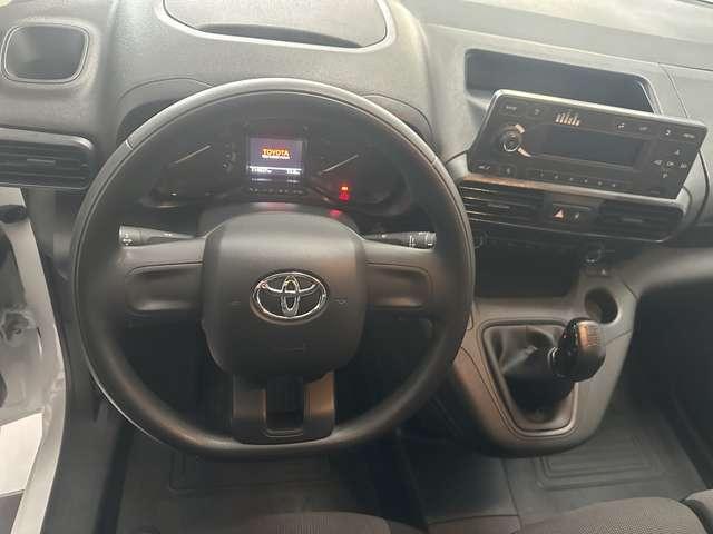 Toyota Proace City