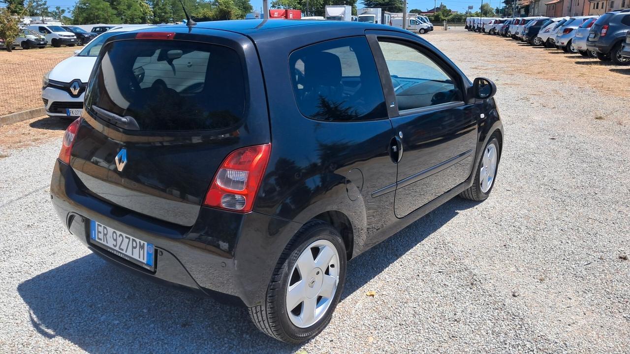Renault Twingo 1.2 16V Nokia