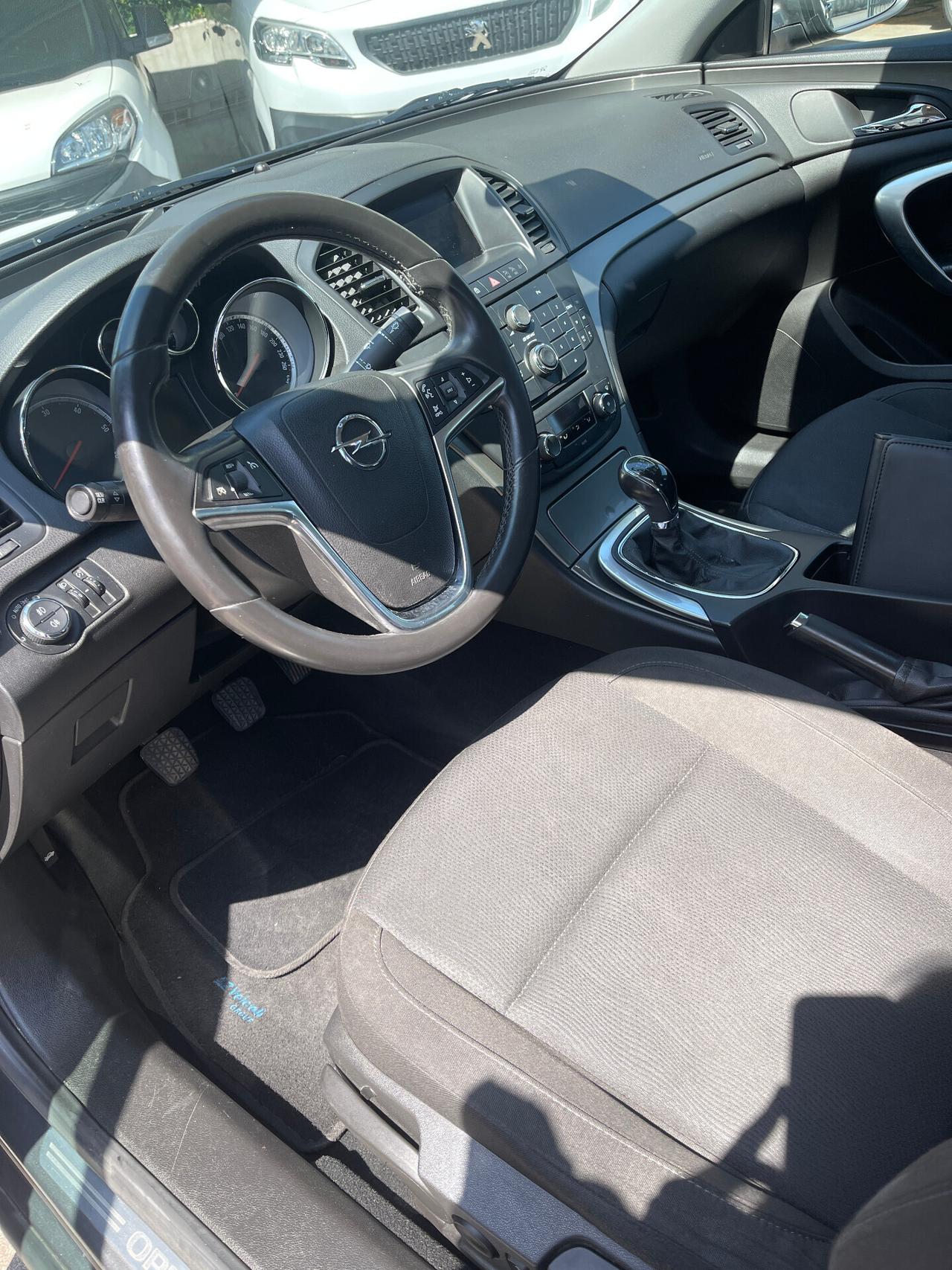 Opel Insignia 2.0 CDTI 4 porte