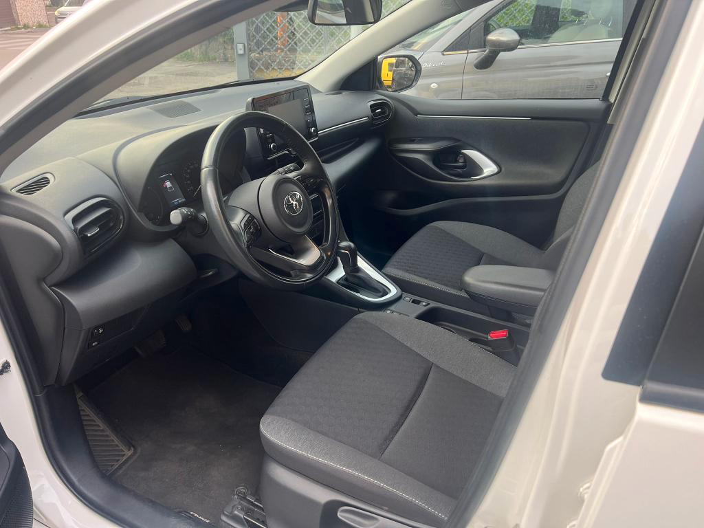 Toyota Yaris 1.5h Business