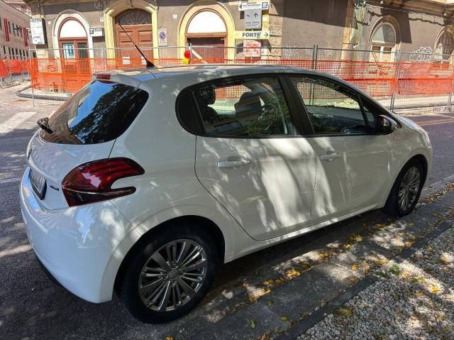 Peugeot 208 1.2 puretech Allure gpl 82cv 5p