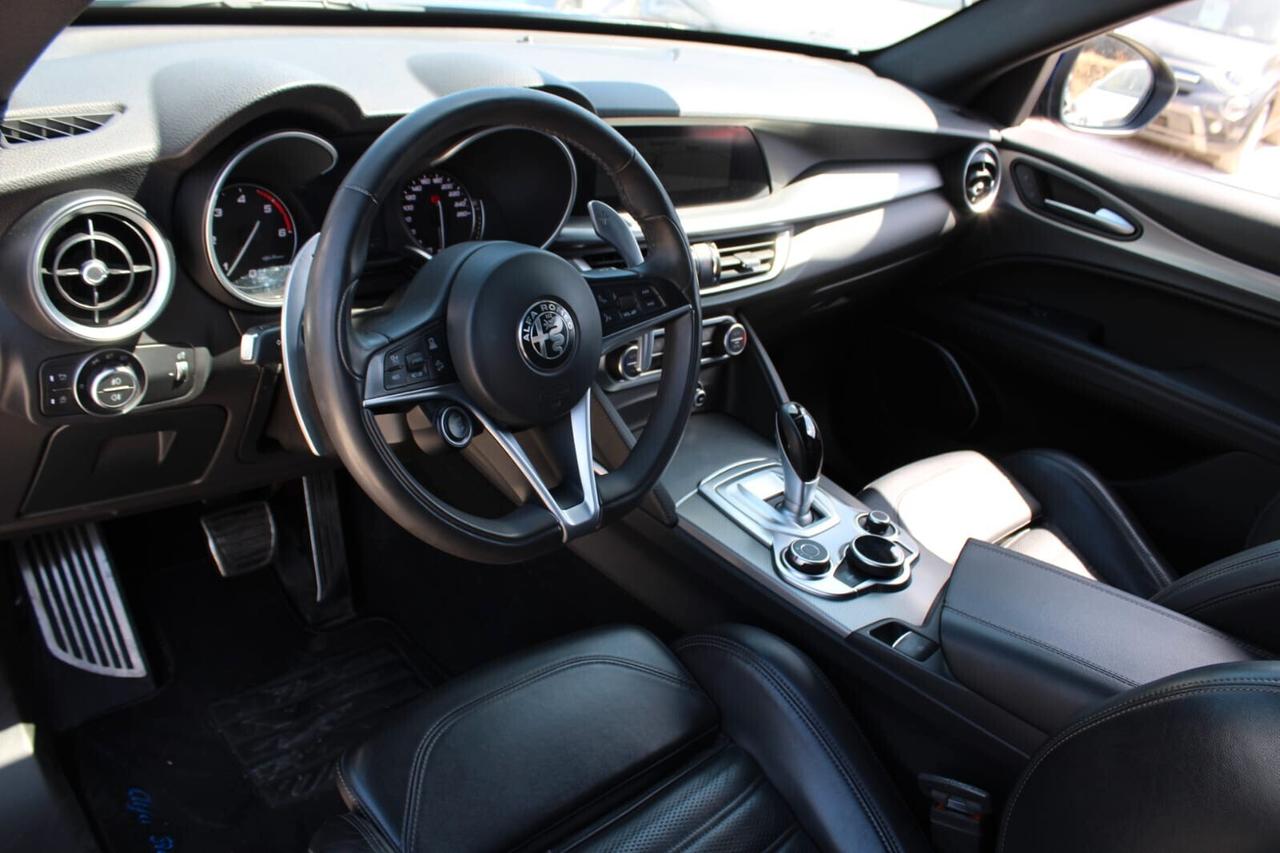 Alfa Romeo Stelvio Tua A SOLI 338€ al mese Anticipo Zero