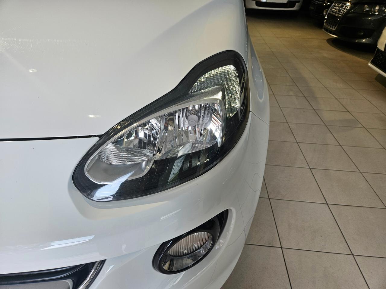 Opel Adam 1.4 87 CV Glam IDONEA PER NEOPATENTATI