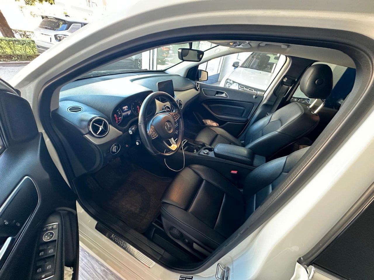 Mercedes B 200 D Premium Tech 7G-DCT