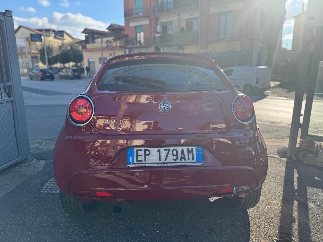 Alfa Romeo MiTo TURBO SeS Distinctive Sport Pack