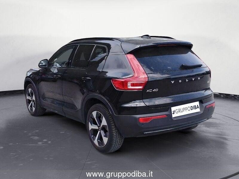 Volvo XC40 2023 2.0 b3 Ultimate Dark auto