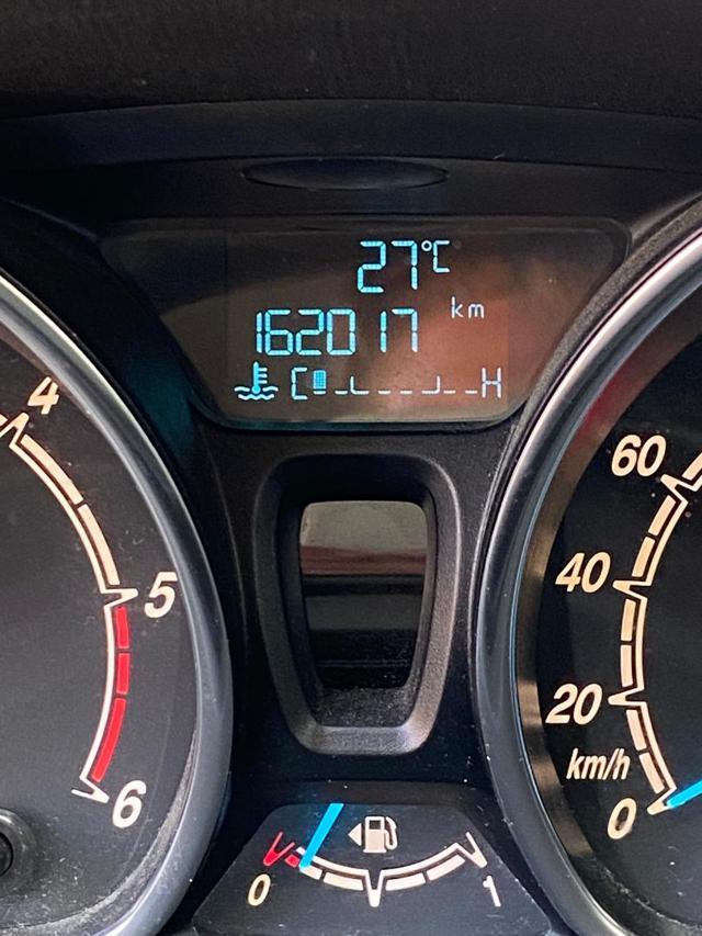 FORD Fiesta 1.5tdci BUSINESS 75cv BLUETOOTH CLIMA STEREO