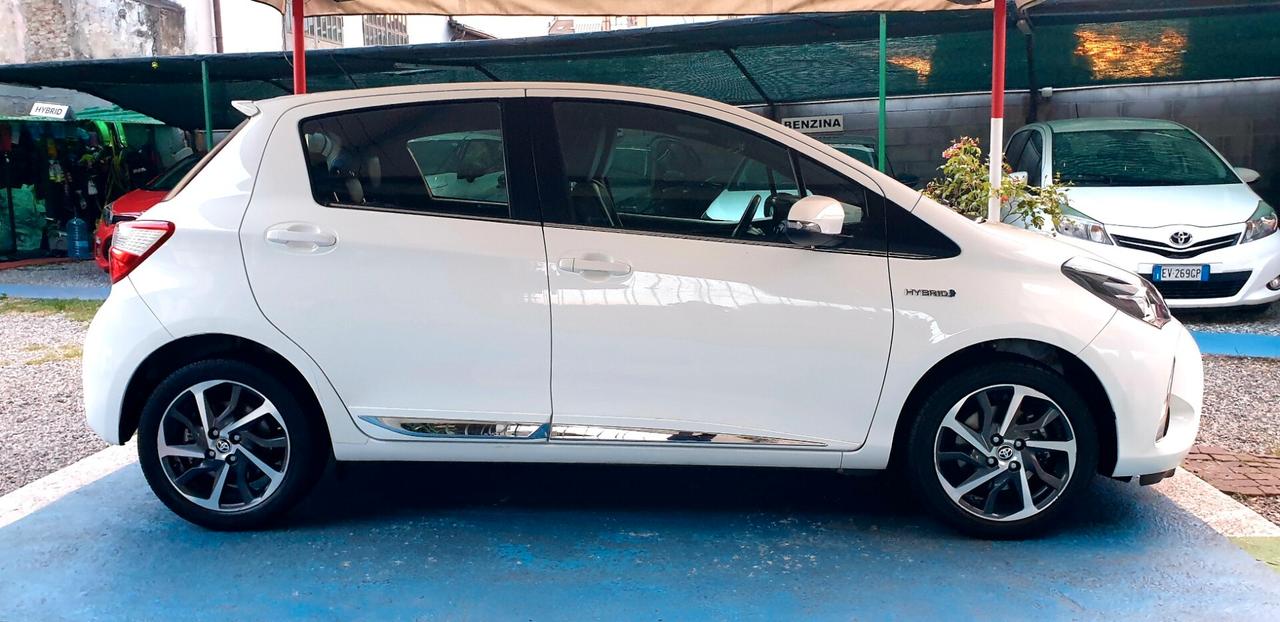 TOYOTA YARIS 1.5 BENZINA/HYBRID FULL OPTIONALKM71 MILA