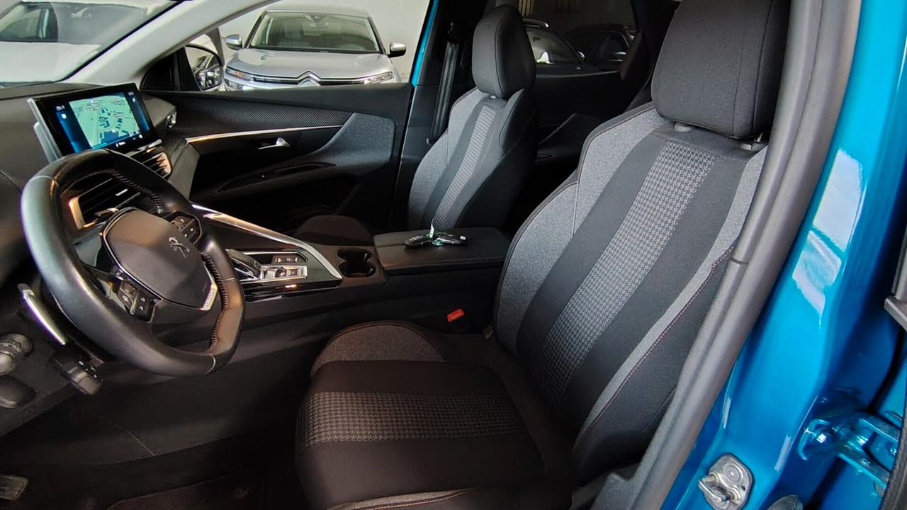 Peugeot 3008 BLUEHDI ACTIVE 131CV - FULL LED, VIRTUAL COCKPIT, NEOPATENTATI