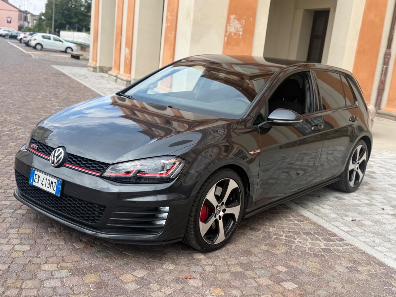 Volkswagen Golf GTI Performance 2.0 TSI 5p. BlueMotion Technology