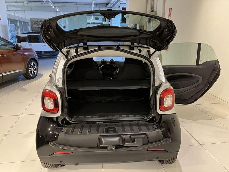smart fortwo 70 1.0 Twinamic Passion