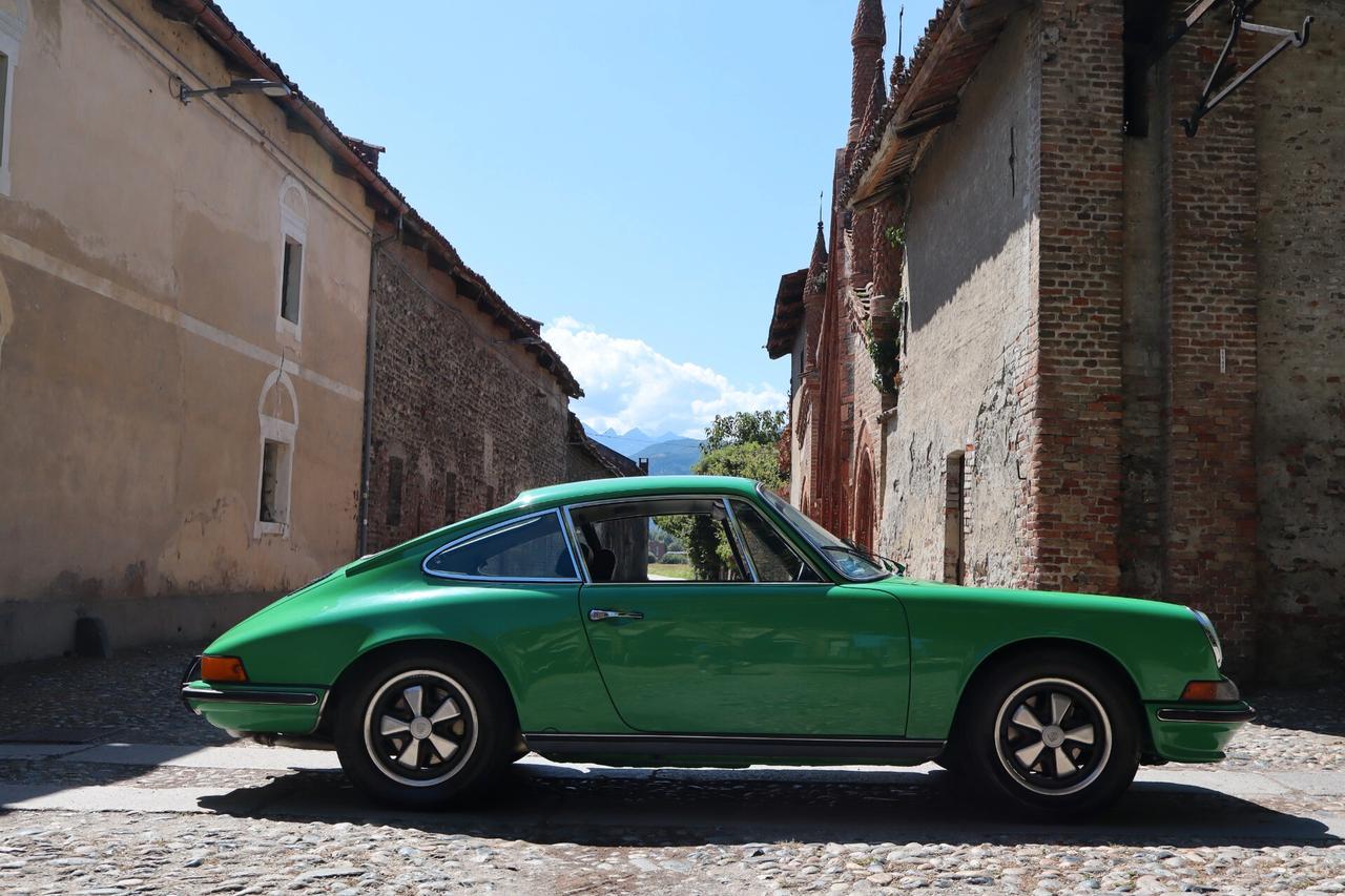 Porsche 911 2.4 T