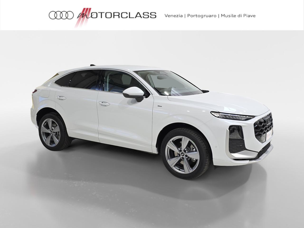 Audi Q3 sportback 1.5 e-hybrid 272cv s line edition s tronic