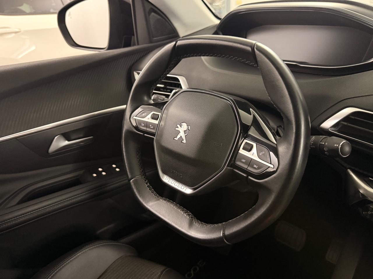 Peugeot 3008 BlueHDi 130 S&S EAT8 Allure