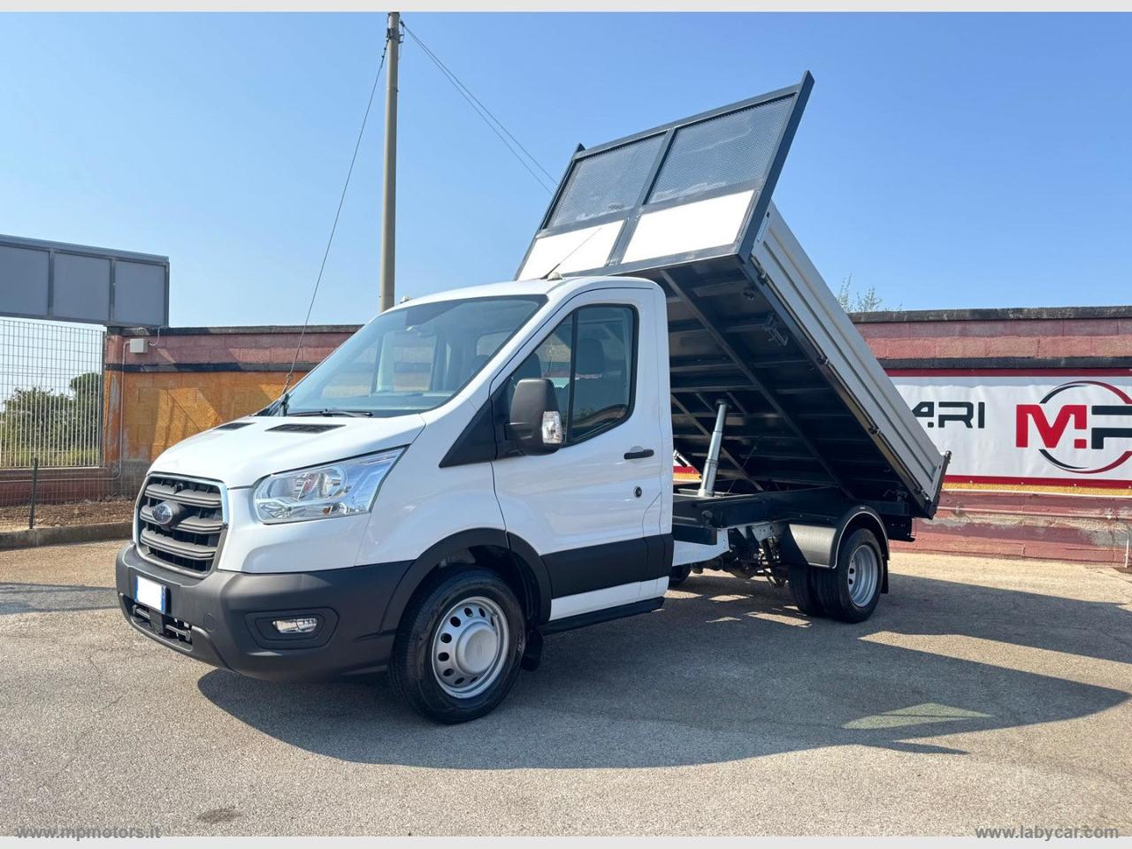 TRANSIT 2.0 130CV RIBALTABILE TRILATERALE GEMELLATO