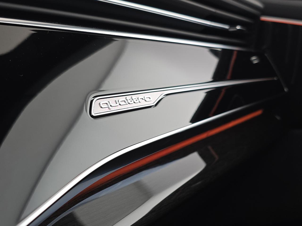 Audi Q8 50 3.0 tdi mhev s line edition quattro tiptronic