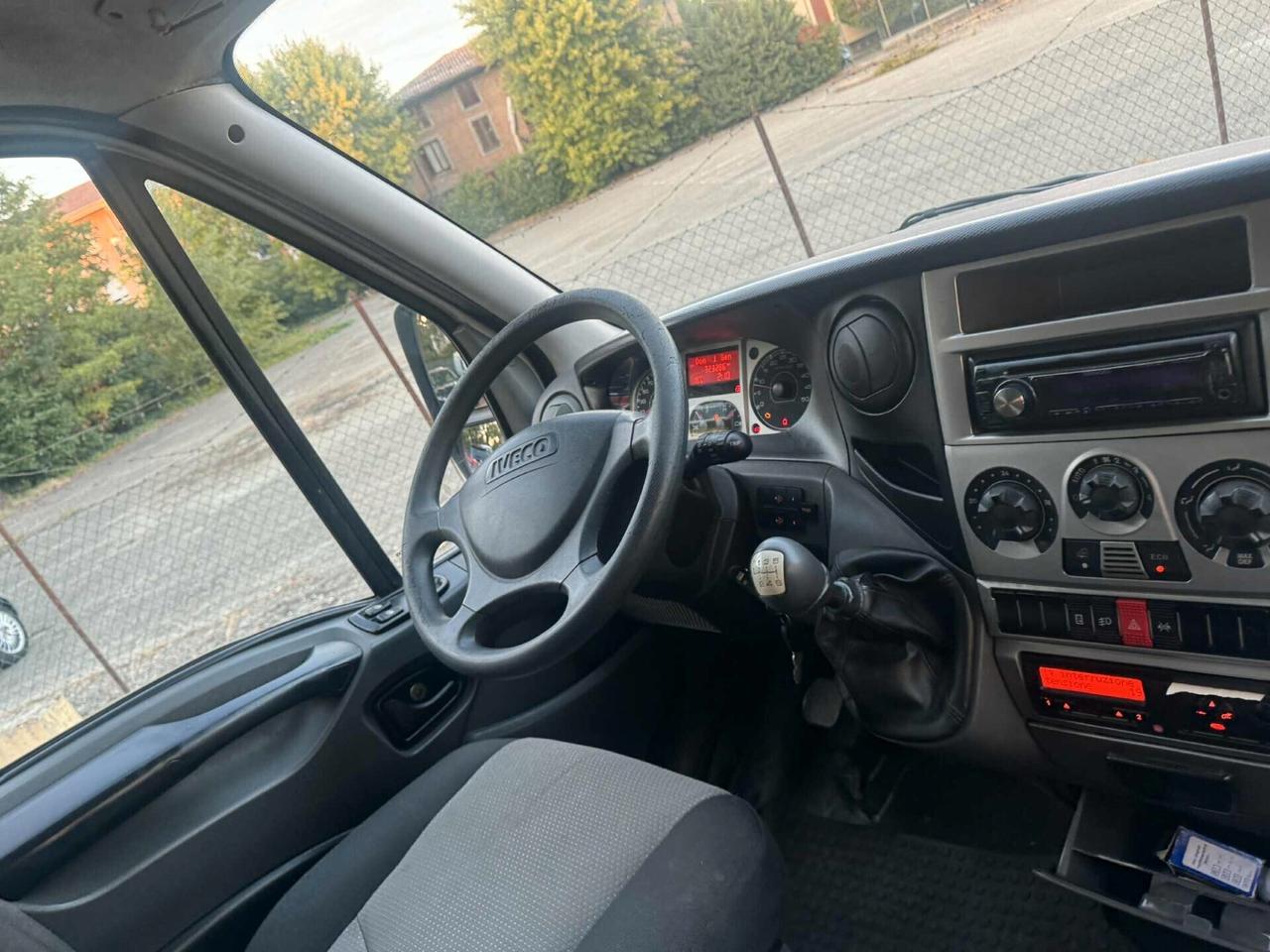 Iveco Ecodaily DAILY PATENTE C 3.0 DIESEL CABINATO
