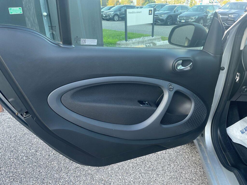 Smart fortwo EQ Pulse