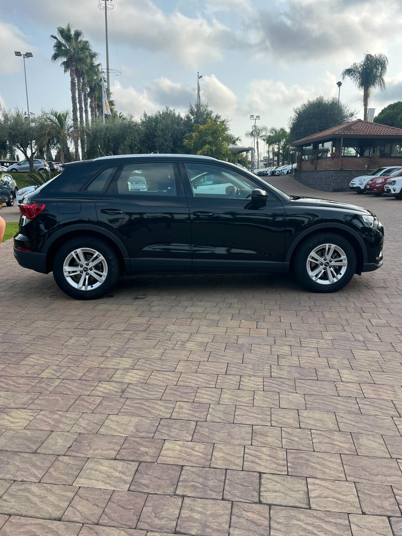 Audi Q3 35 TDI S tronic line edition