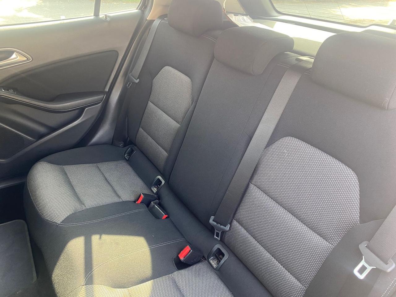Mercedes-Benz GLA 180 CDI Sport GLA 180 #7230