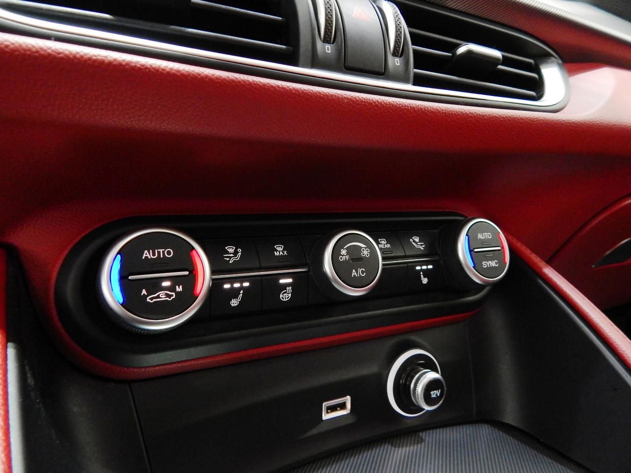 Alfa Romeo Stelvio 2.2 t Veloce Q4 210cv TETTO-NAVI-PELLE ROSSA-PARK