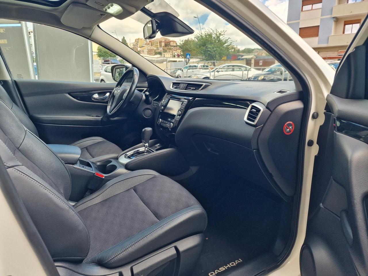 Nissan Qashqai 1.6 dCi 2WD Tekna AUTOMATICA Tetto Panoramico