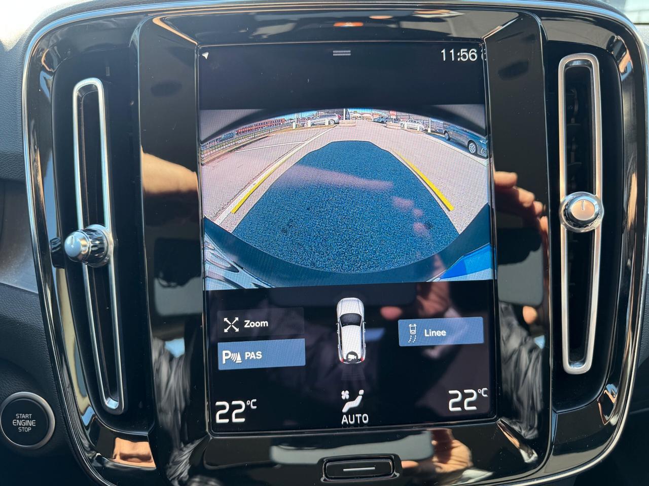 Volvo XC40 T3 Automatica Momentum Pro