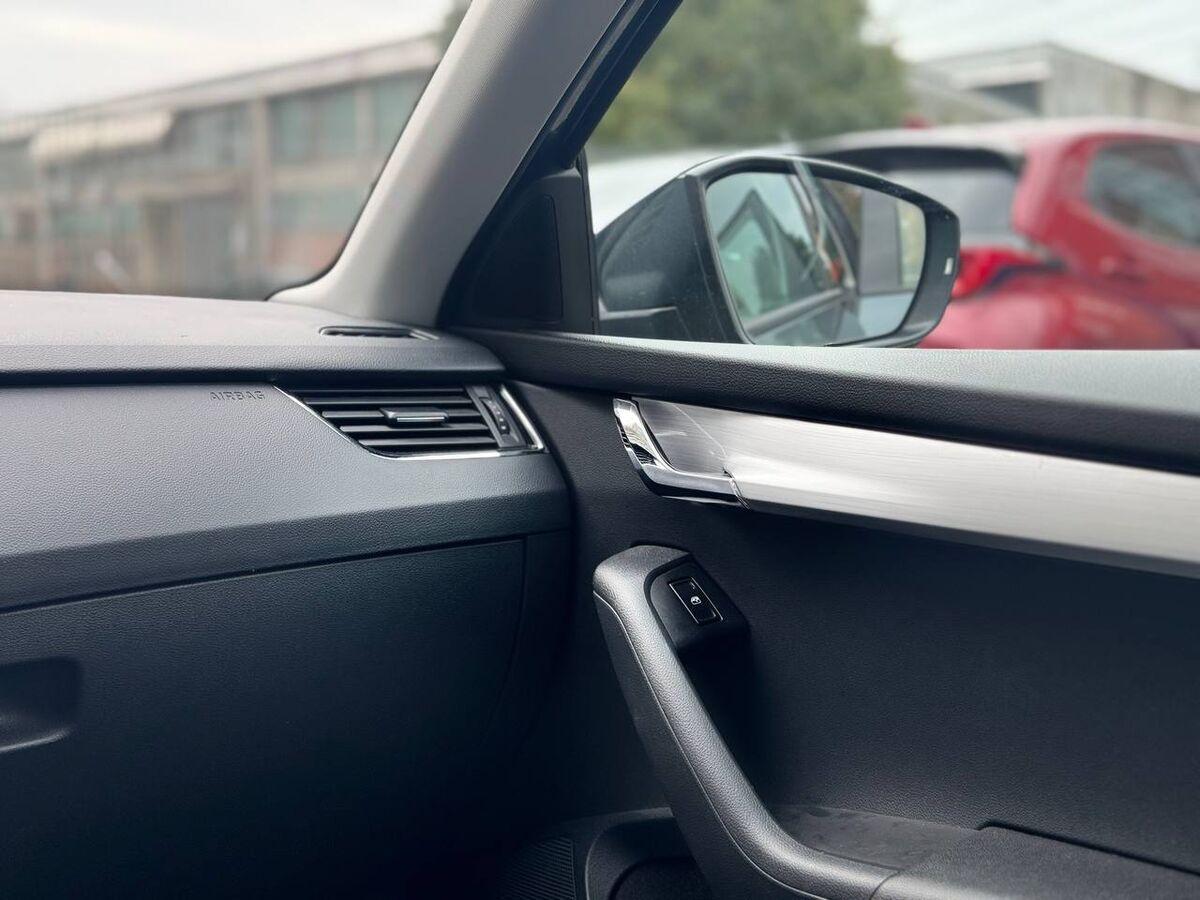 Skoda Octavia Wagon 1.5 g-tec Executive 130cv dsg
