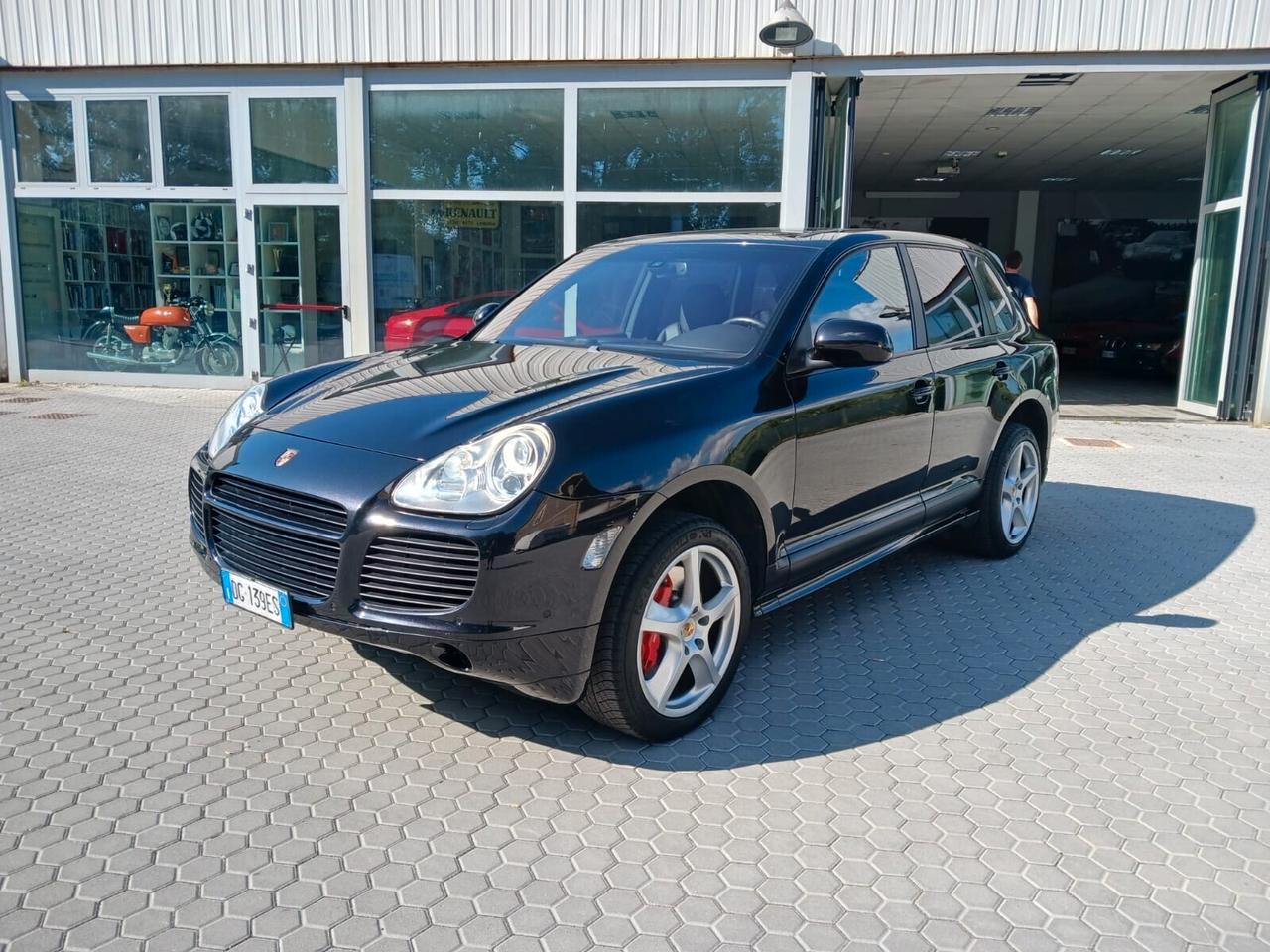 Porsche Cayenne 4.5 cat Turbo S