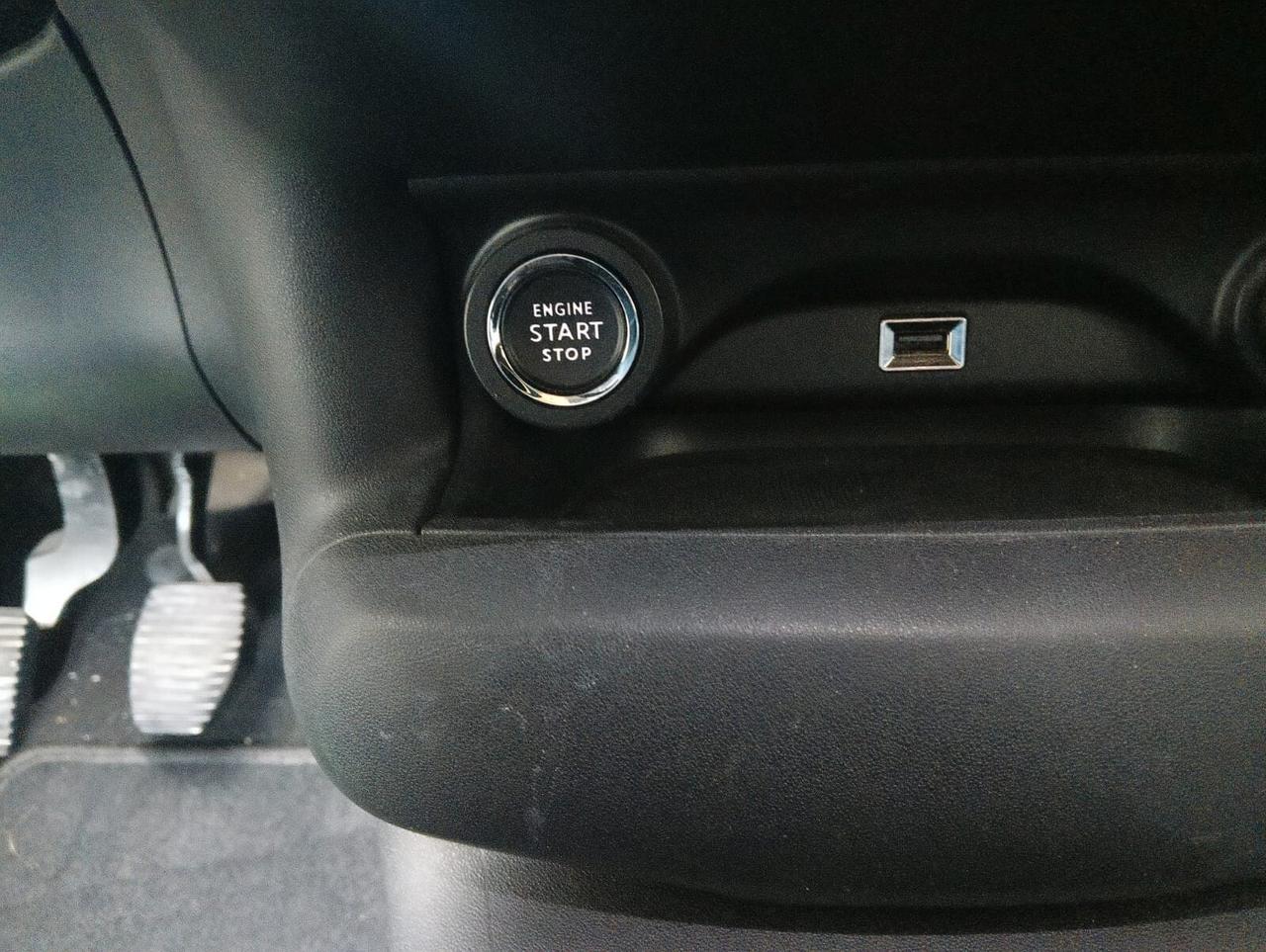 Citroen C4 Cactus BlueHDi 100 S&S Shine NAVI - RETROCAMERA