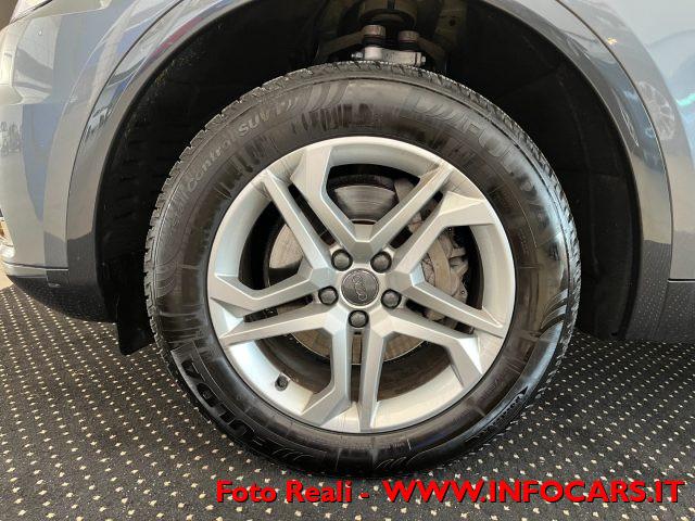 AUDI Q5 40 TDI quattro S tronic Business Design PROMO