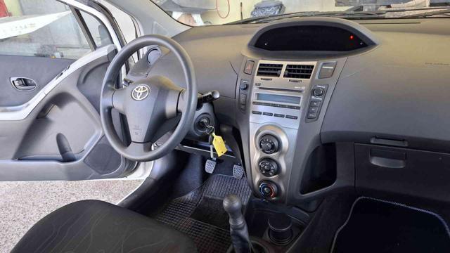 TOYOTA Yaris 1.0 3 porte Now UNICO PROPRIETARIO