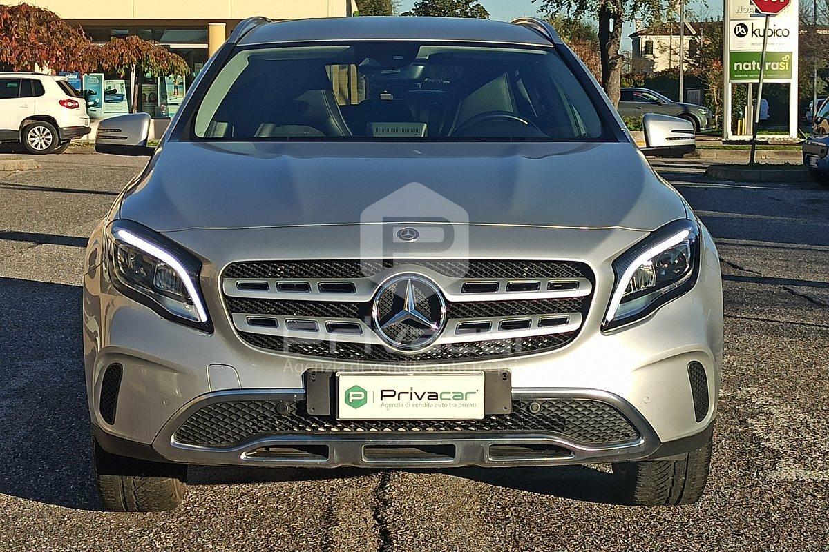 MERCEDES GLA 200 Sport