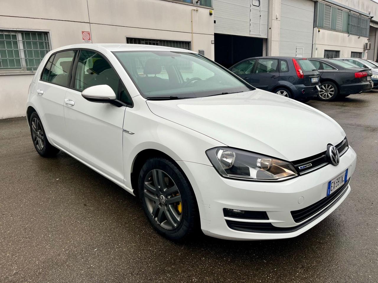 Volkswagen Golf 1.4metano 2015 143.000km perfetta per neopatentati