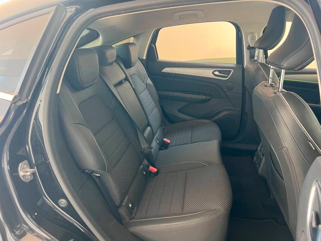 Renault Arkana 1.6 E-Tech full hybrid Intens 145cv