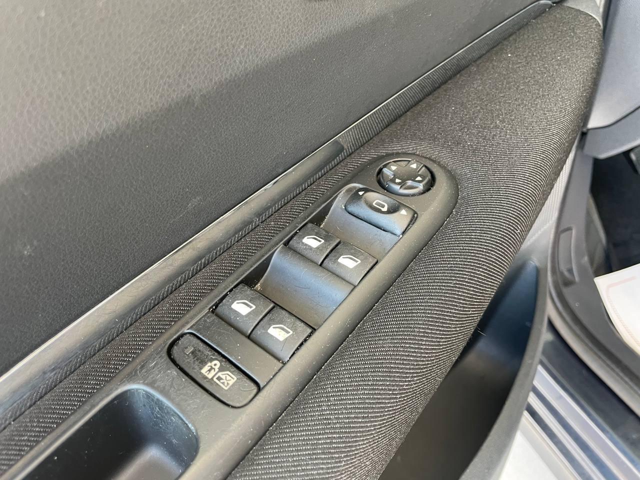 Peugeot 3008 - 2.0 | 150CV